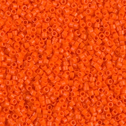 Seed beads, Delica 11/0, orange, 7,5 gram. DB0722V